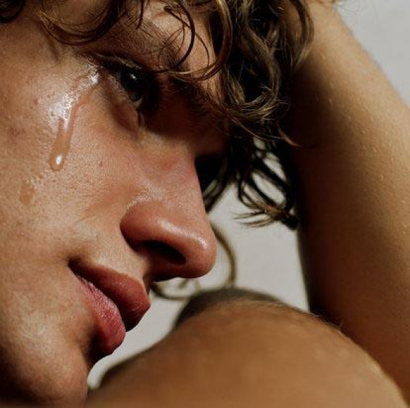 Я никогда не видела мужских слез  они вызывают боль...