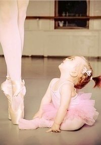 Маленькие балерины. :)
